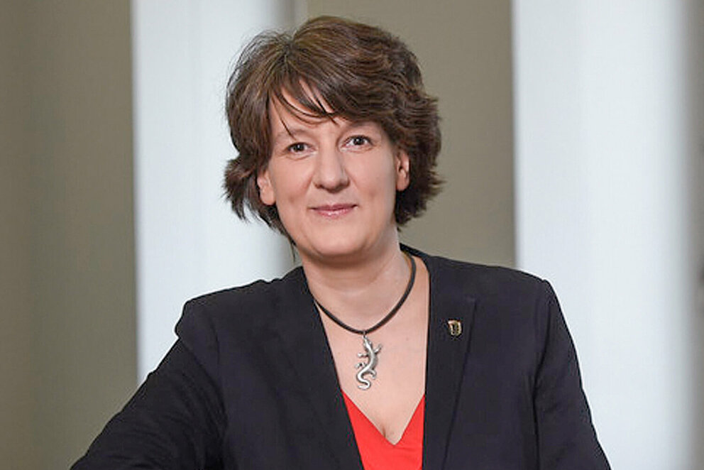 Gisela Splett Portrait von Gisela Splett, Staatssekretärin im Finanzministerium des Landes Baden-Württemberg