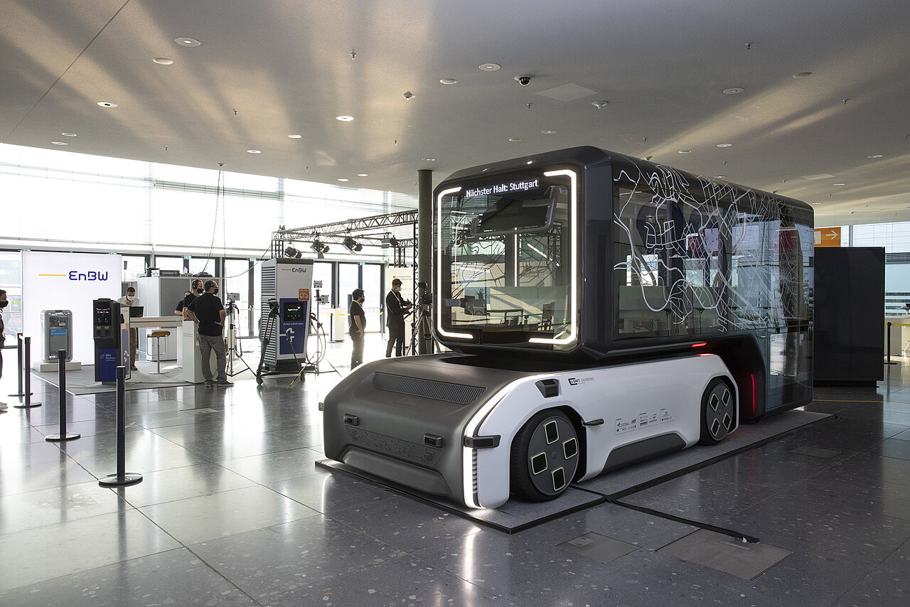 Ein Fahrzeug Prototyp wurde auf der digitalen Zwischenbilanzkonferenz des SDA BWs erstmals vorgestellt. 