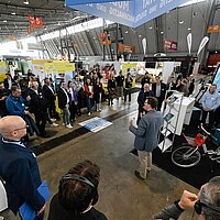 Messerundgang auf der i-Mobility 2025.