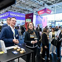 Frau Petra Olschowski, Ministerin für Wissenschaft, Forschung und Kunst des Landes Baden- Württemberg besucht die Aussteller auf der Hannover Messe 2025.