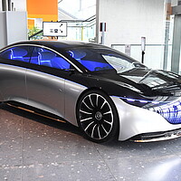 Das Showcar VISION EQS von Mercedes-Benz als Ausstellungsmodell auf der SDA-Jahresveranstaltung.