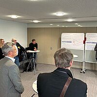 Teilnehmerinnen und Teilnehmer beim FOSS-Workshop auf dem Zulieferertag Automobilwirtschaft BW in Esslingen.