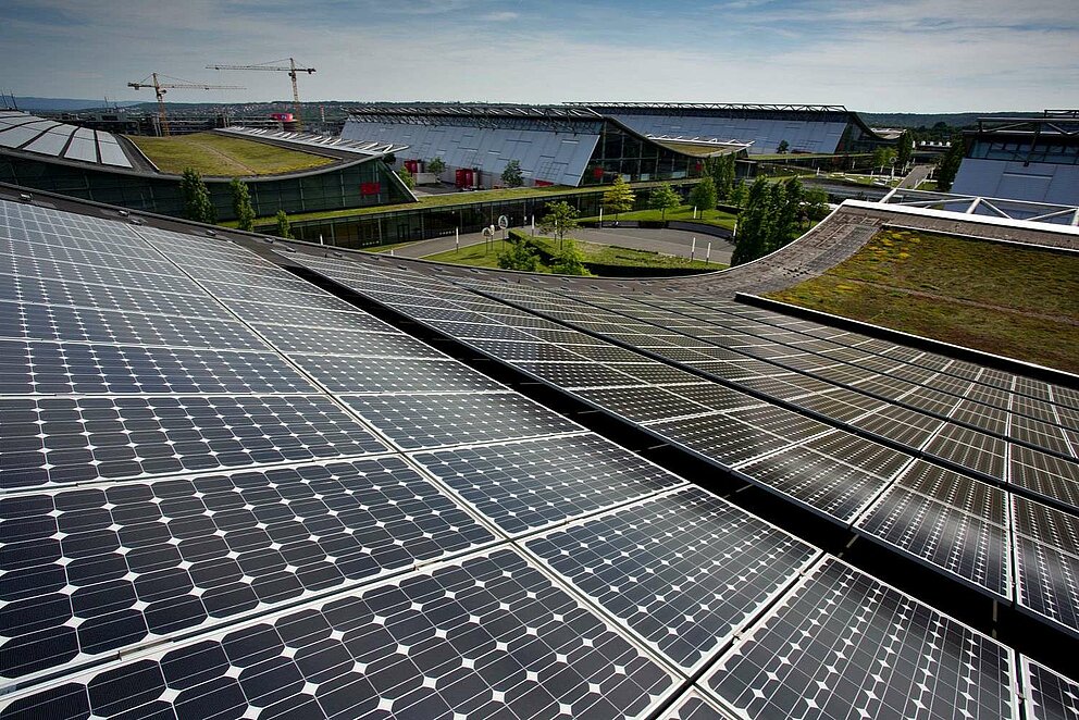 Bei Klick auf das Bild öffnet sich das dazugehörige Medienelement