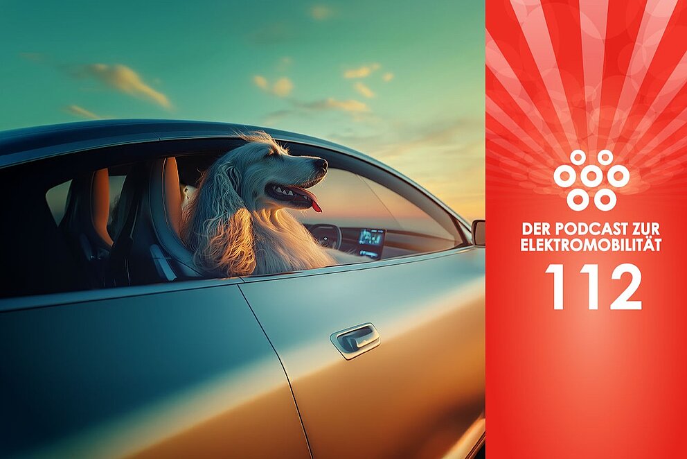 Ein Hund sitzt in einem Elektroauto und hält die Nase in den Wind. Rechts steht Folge 112 des elektroautomobil Podcasts in weißer Schrift auf rotem Hintergrund.